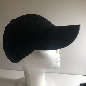 OTTO Black Baseball Cap